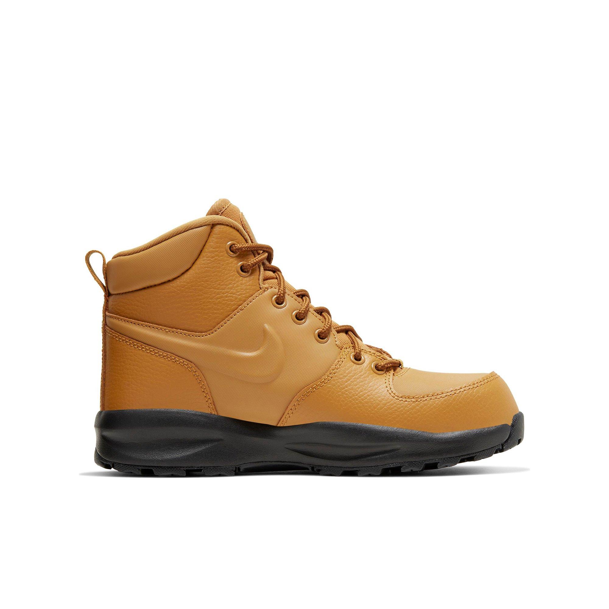 nike manoa boots wheat